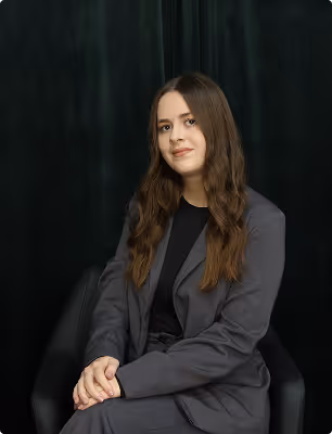 Milica Đokić– saradnik, član tima advokatske kancelarije Aleksić