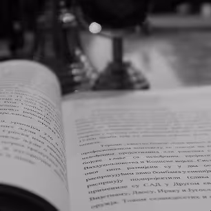 Pravna dokumentacija i stručni rad advokatske kancelarije Aleksić