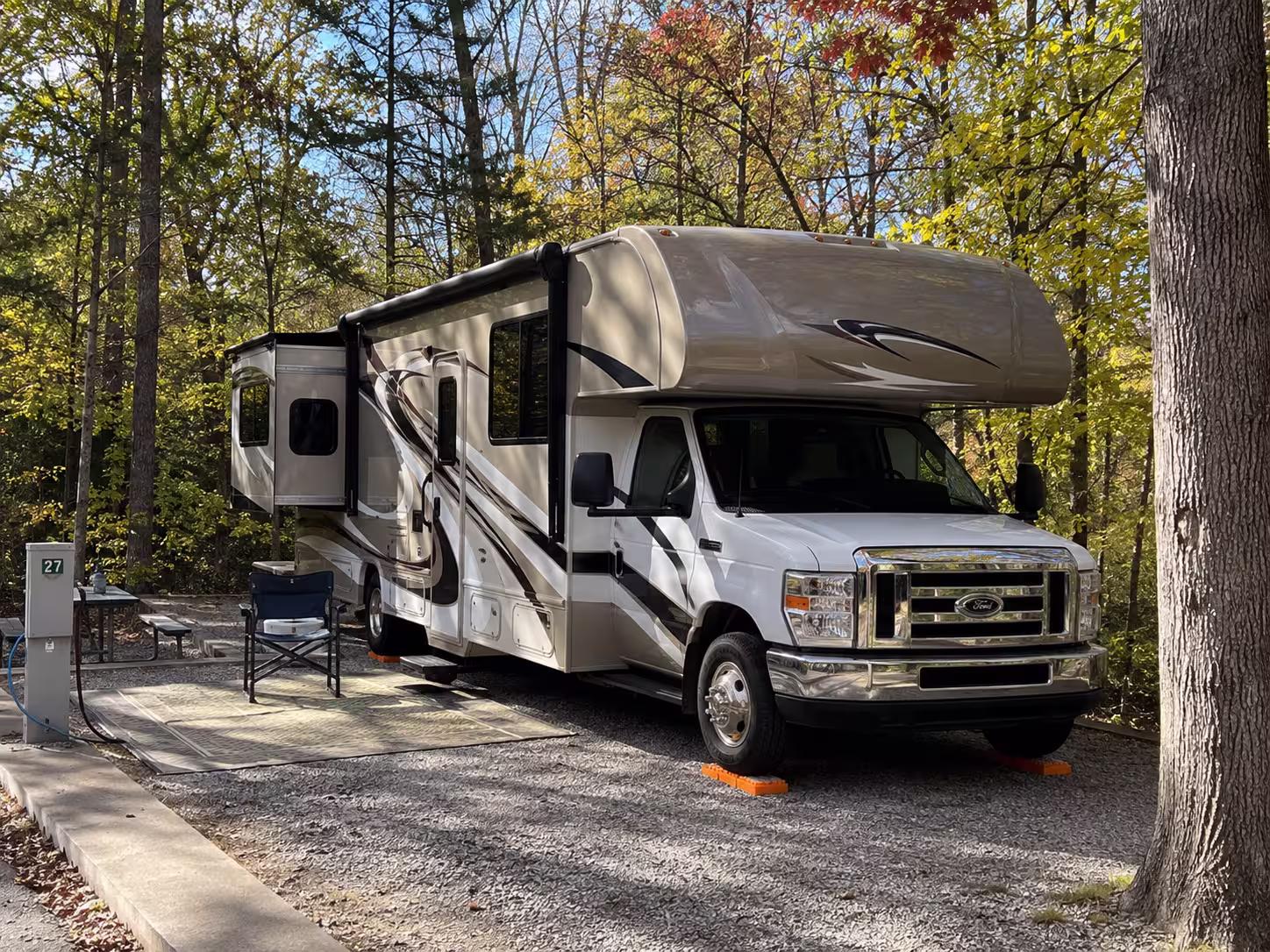 Long term RV rental parked at an Ozarks RV site near Springfield