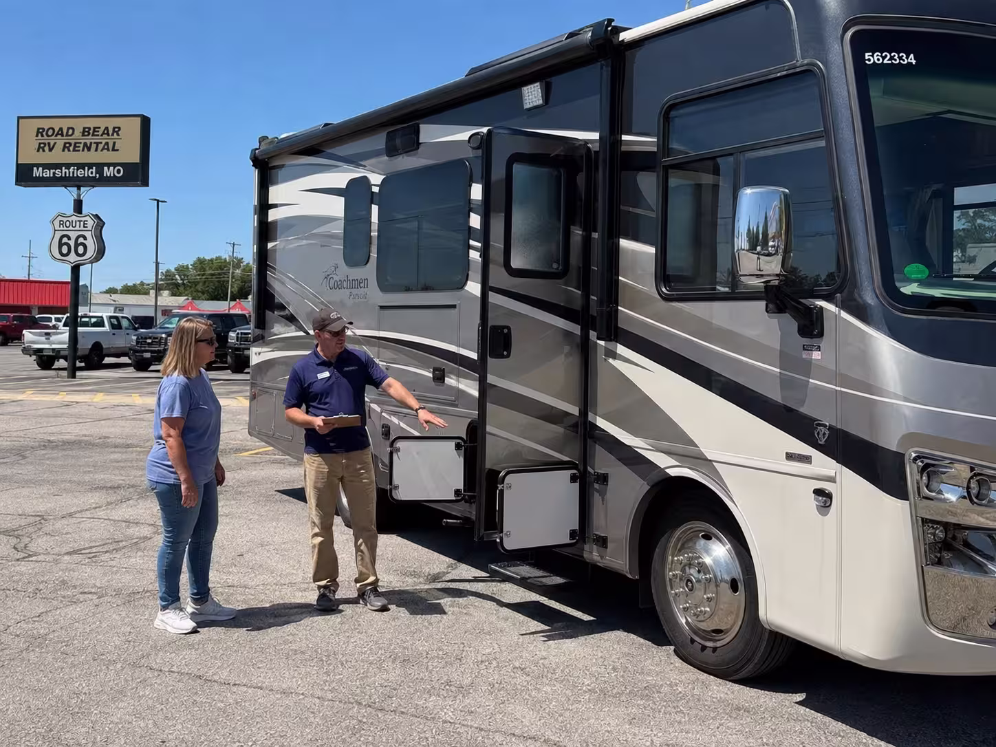 Class A motorhome rental handoff in Marshfield near Springfield, Missouri