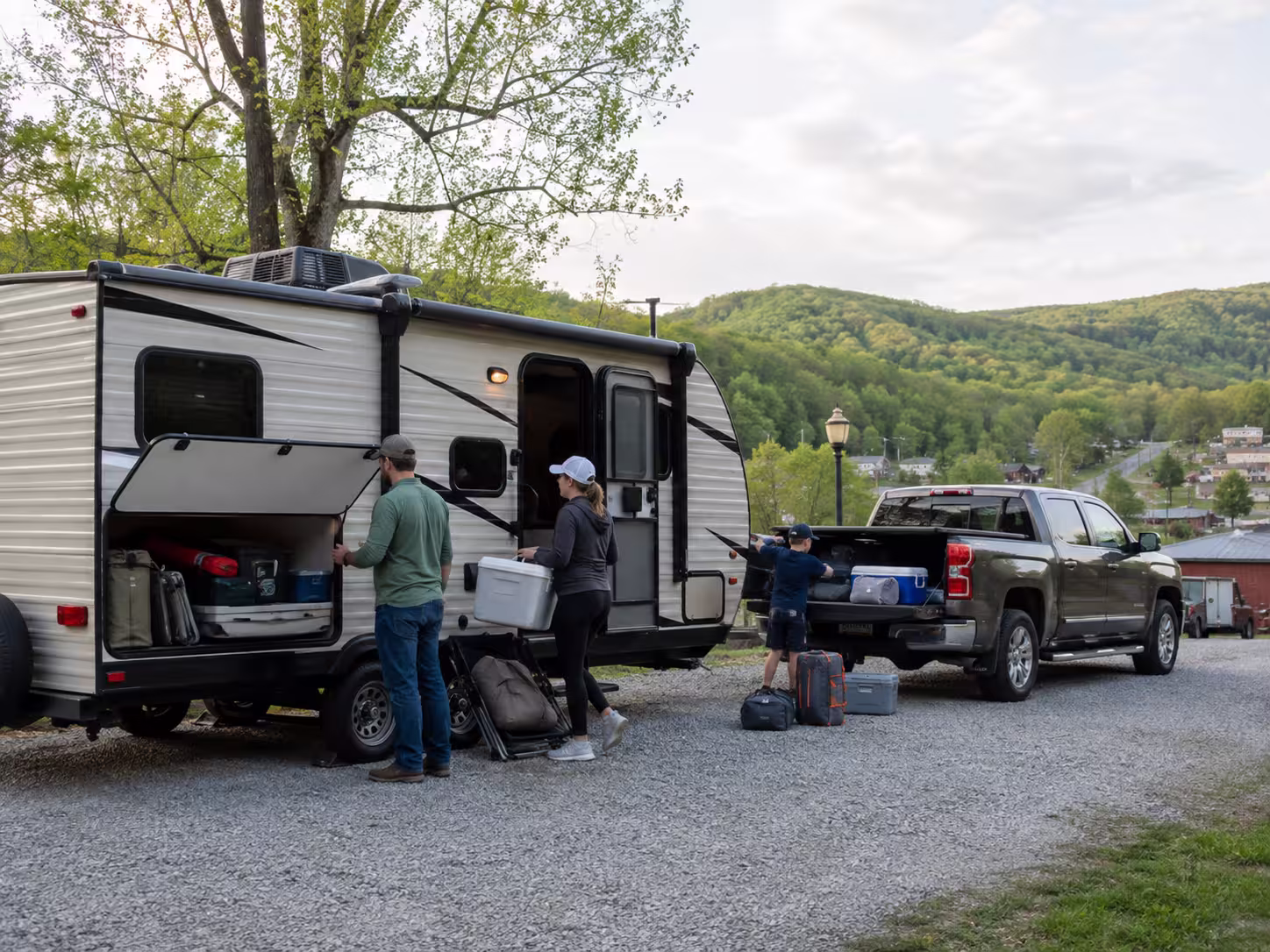 Camper rental ready for pickup near Springfield, Missouri