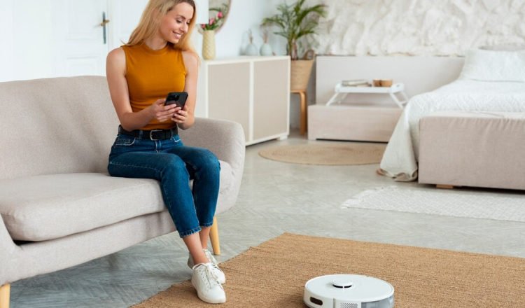 Smart Cleaning Rotot Accessing