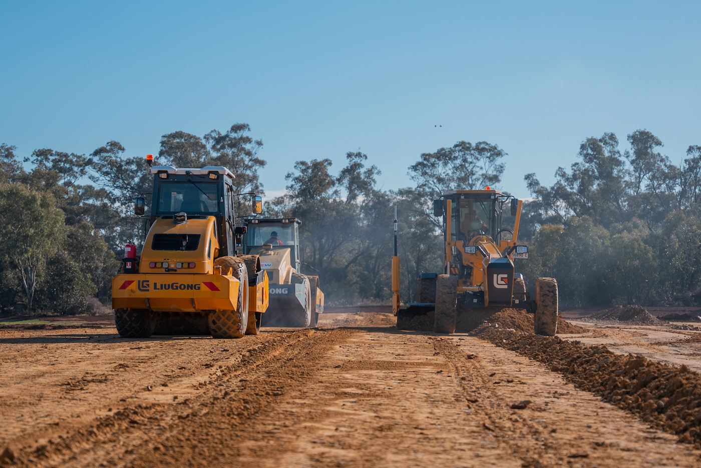 LiuGong Wheel Loader and Grader working in Australia