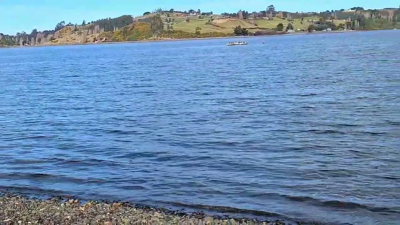 playa de tenten balneario en castro