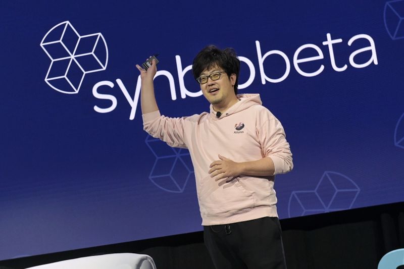 image of brainstorming session (for a productivity tools business)