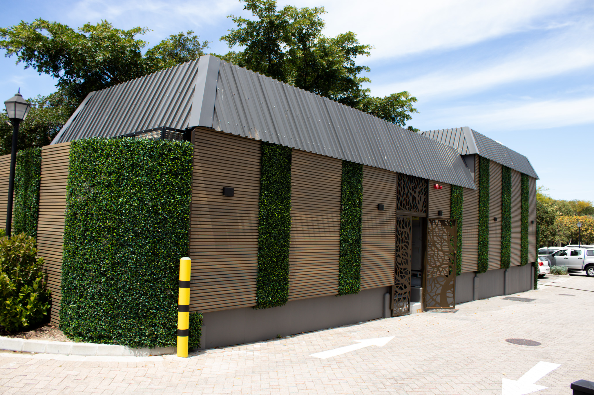 Oasis Luxury Retirement Container