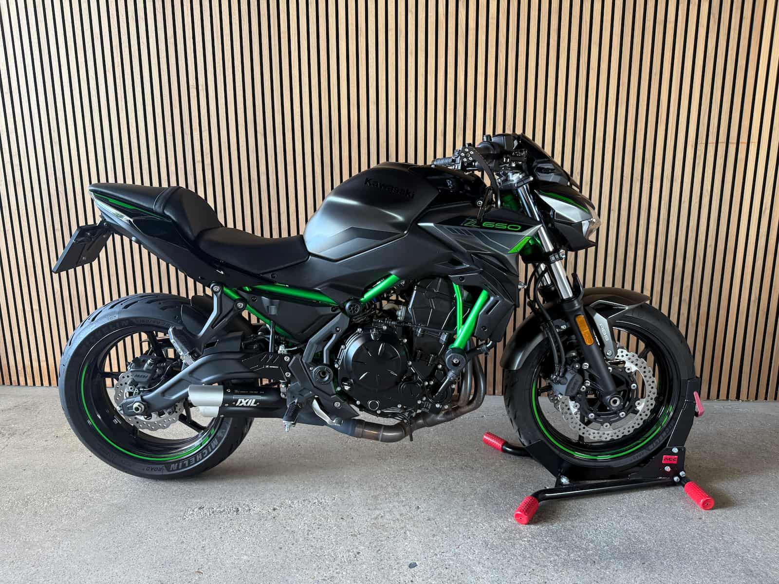 Kawasaki Z650 