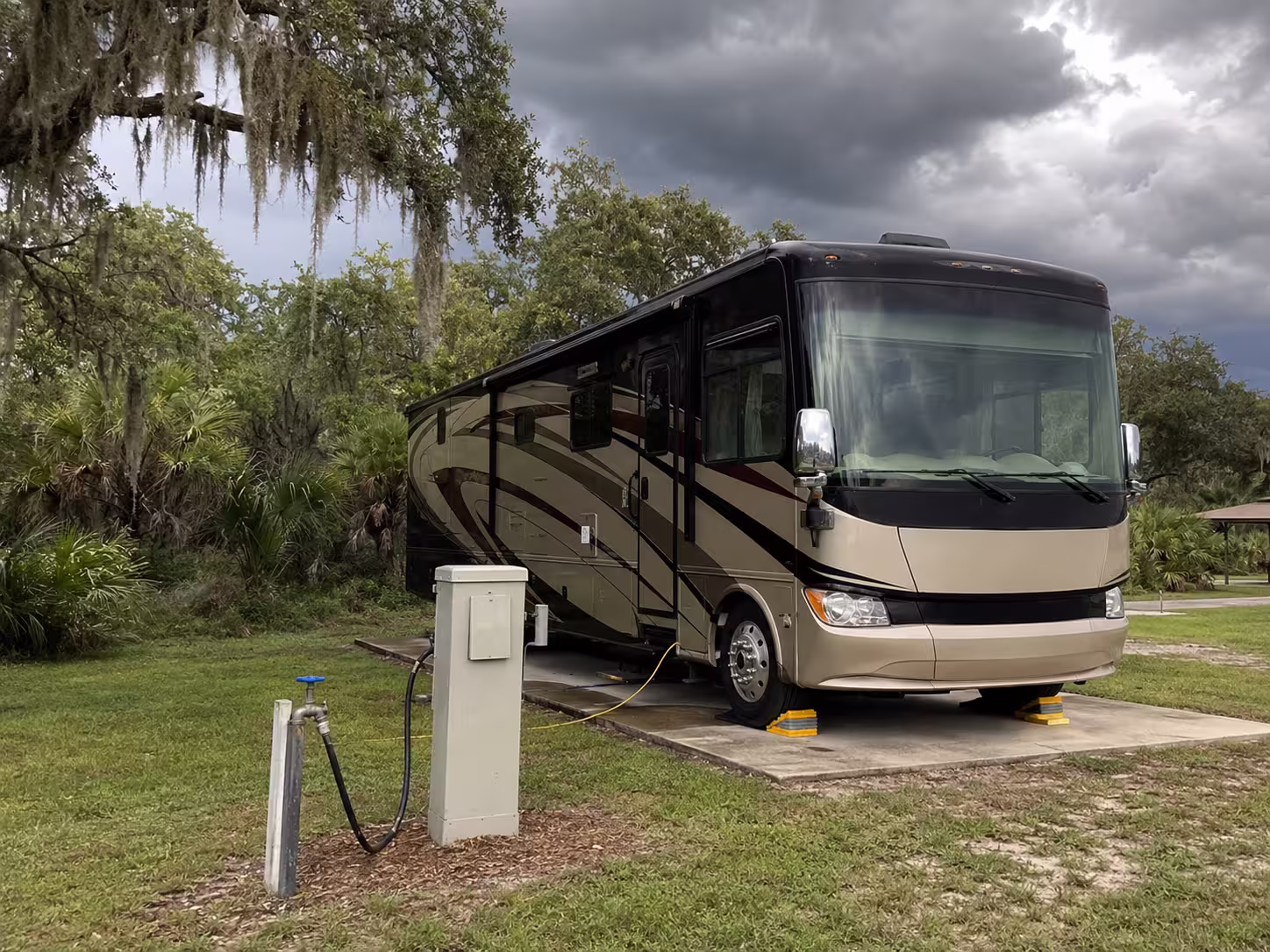 Class A motorhome at a full-hookup site near Punta Gorda