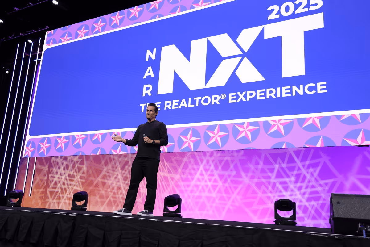 Matt Britton presenting on an enterprise conference stage
