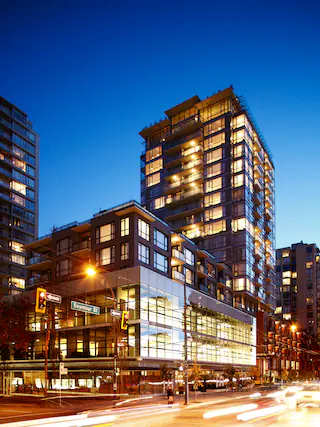 image of students collaborating on a project (for a edtech)