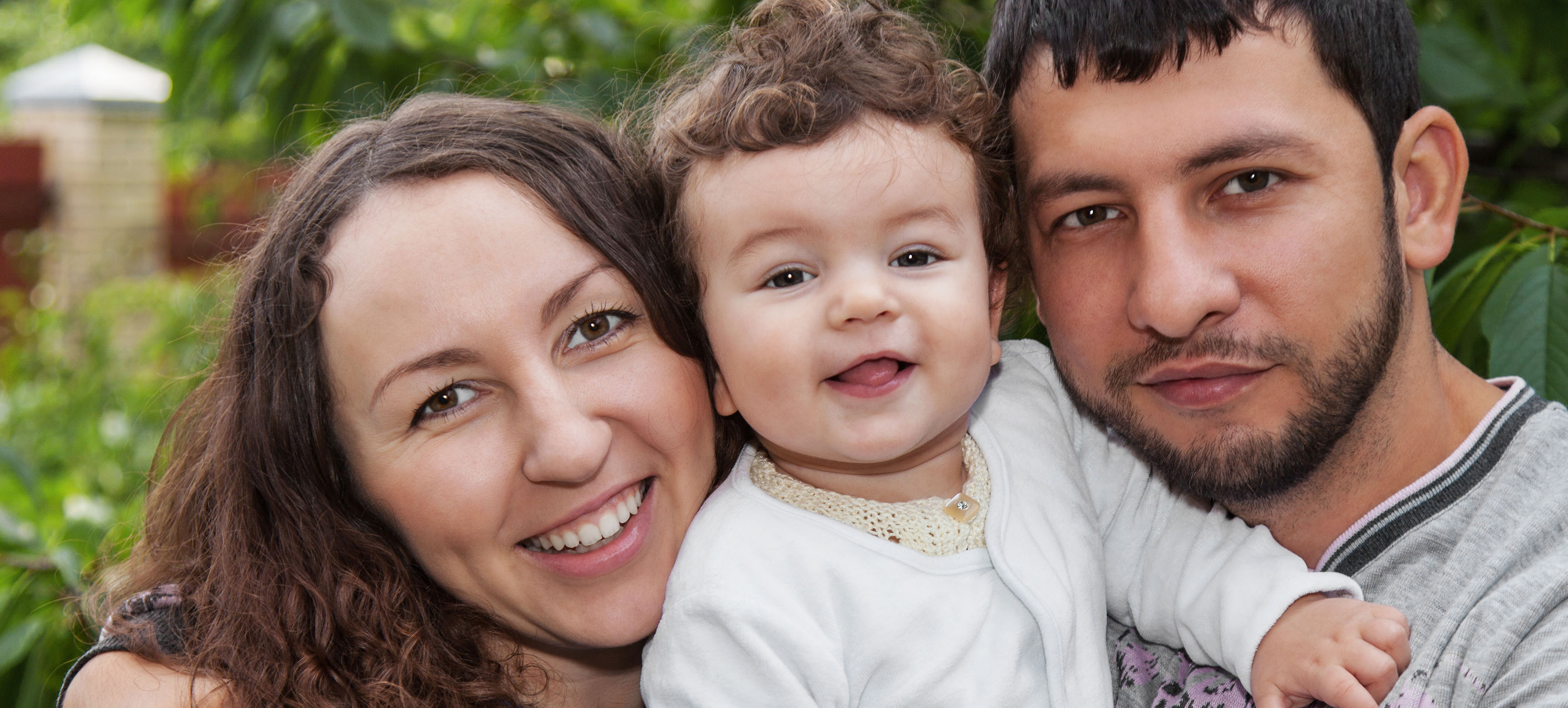Iranian Couple and IFI Volunteers Form Close Bond