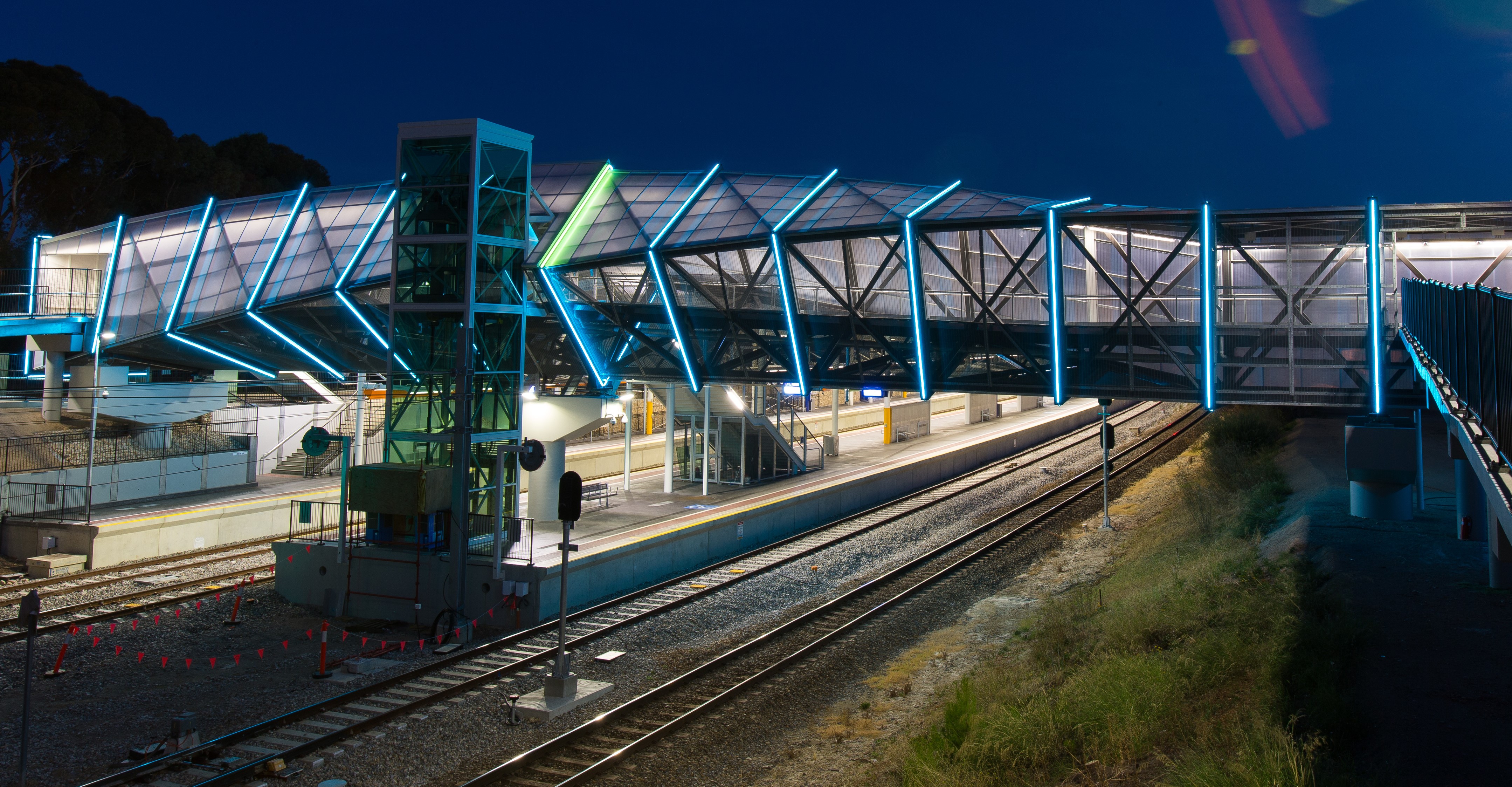 Wayville bridge over train tracks