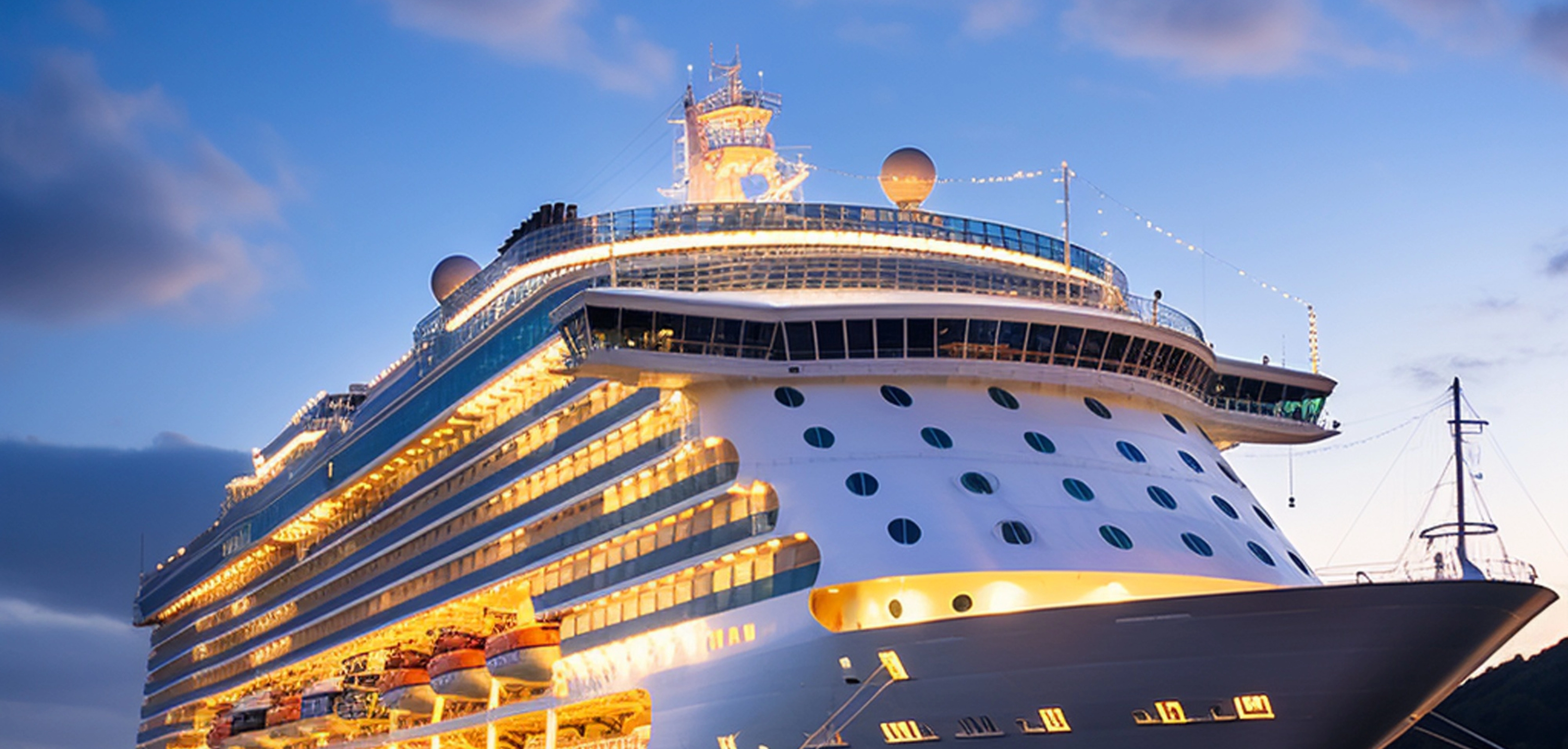 Experience luxury cruising across Arabia