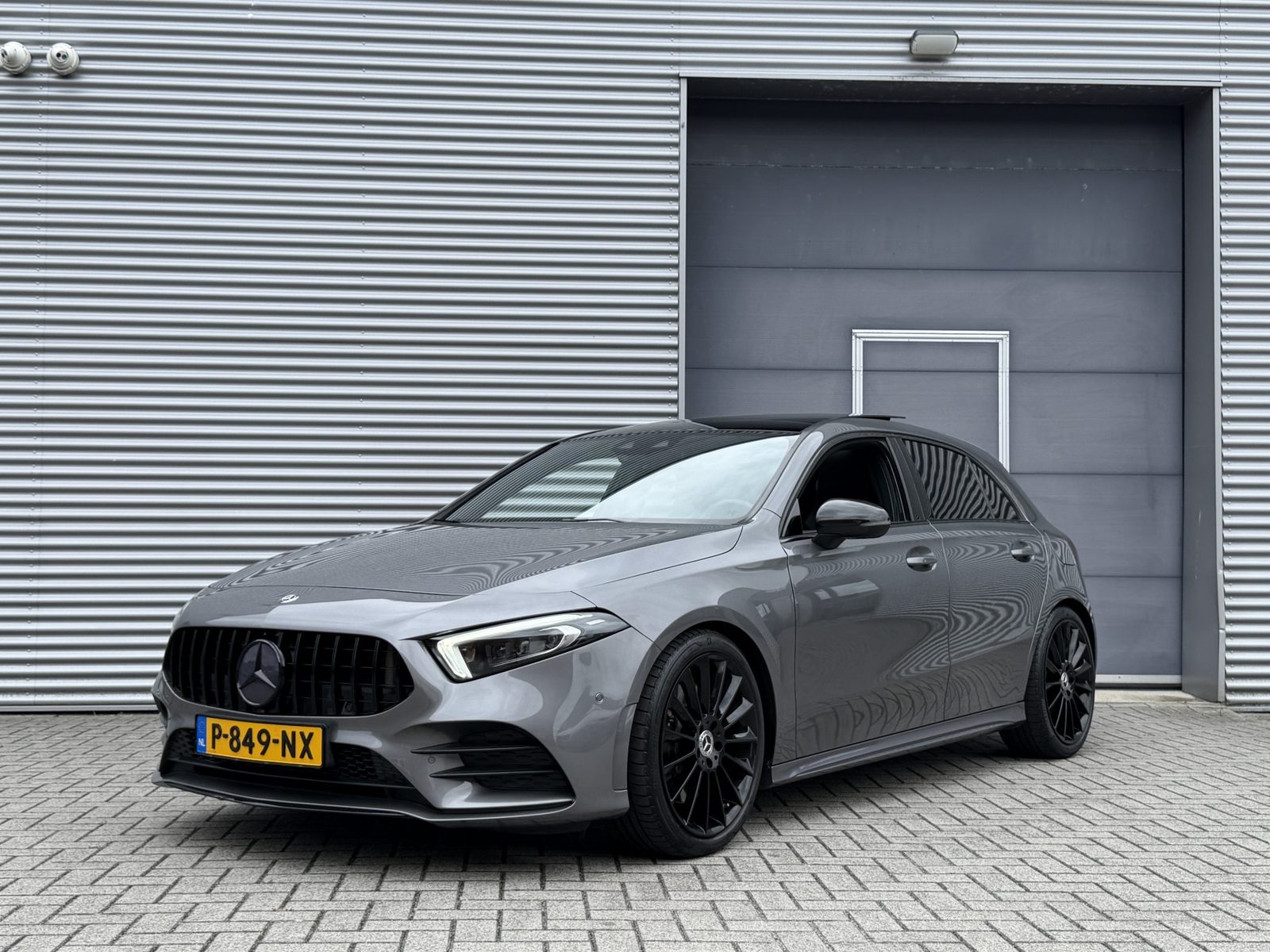 Mercedes-Benz