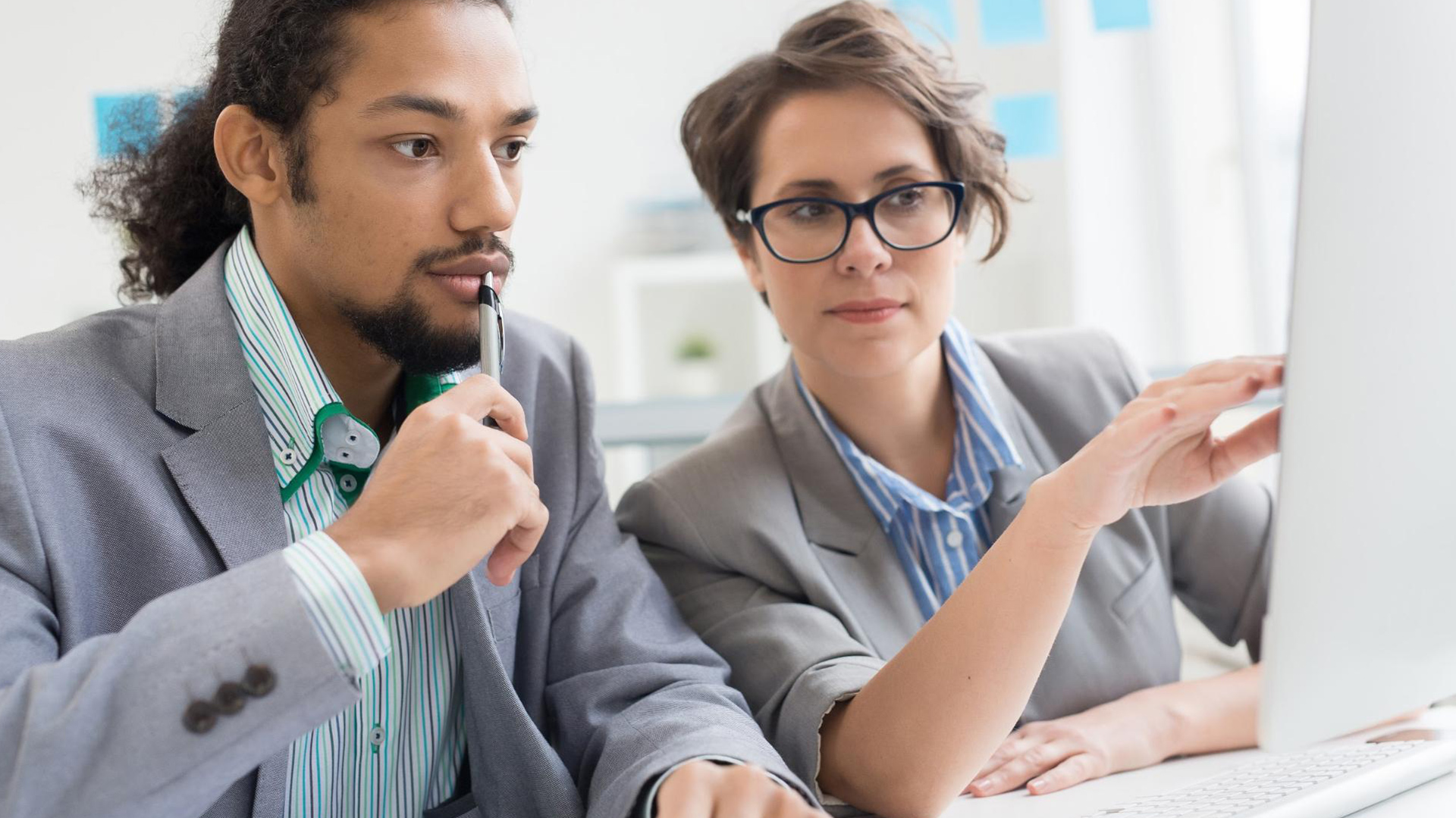 An advisor with the client