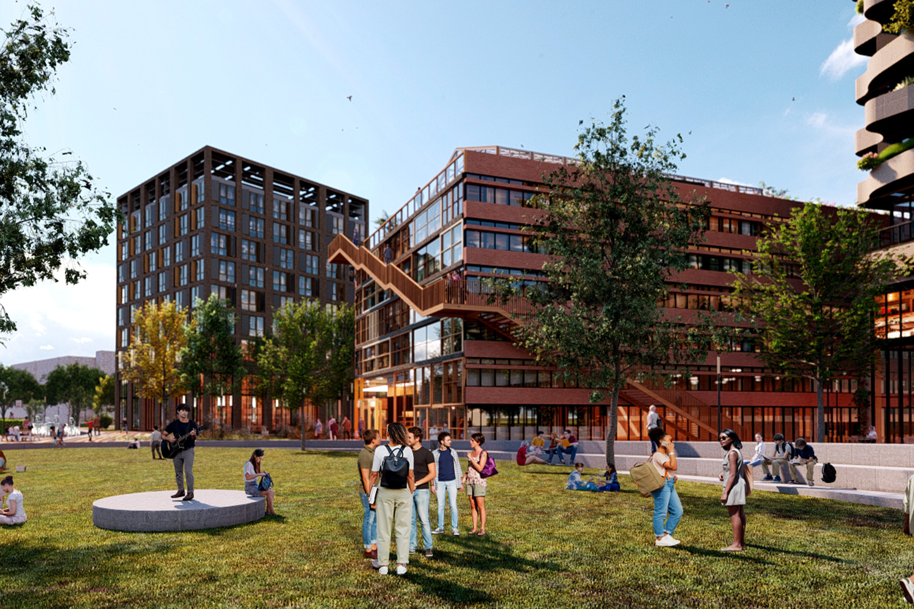 Mensen die samenkomen en ontspannen in een groene binnentuin, omringd door moderne appartementen, met bomen, zitplekken en gedeelde buitenruimtes.