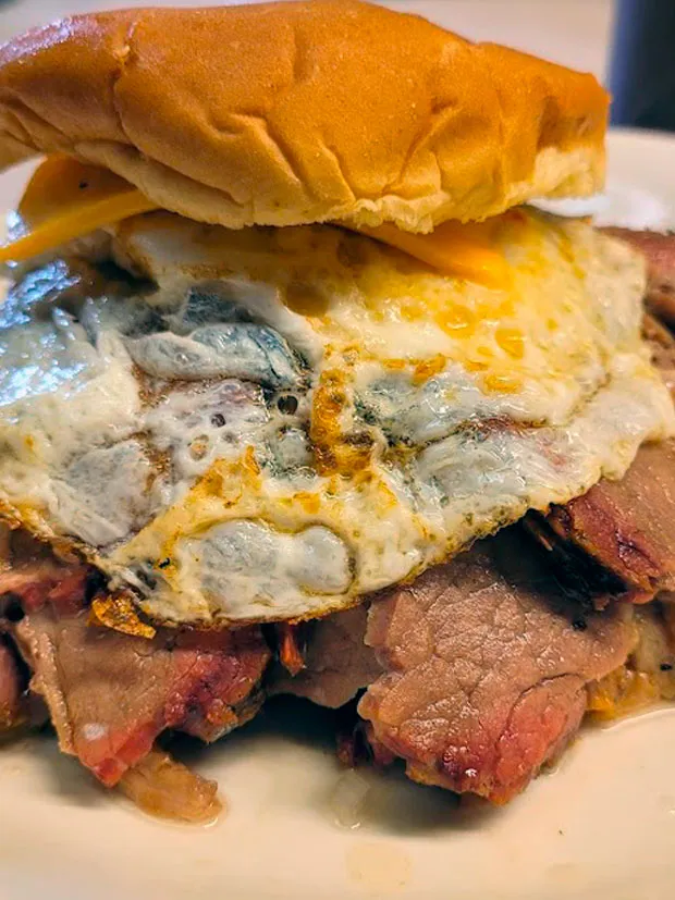 Big Pork - Ham special sandwich with fried egg