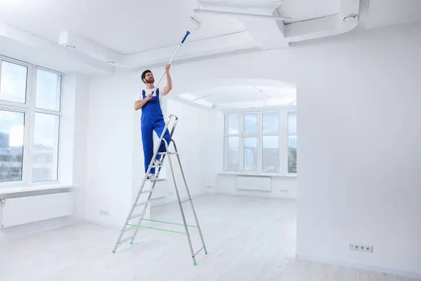 So läuft das Streichen einer Wohnung ab