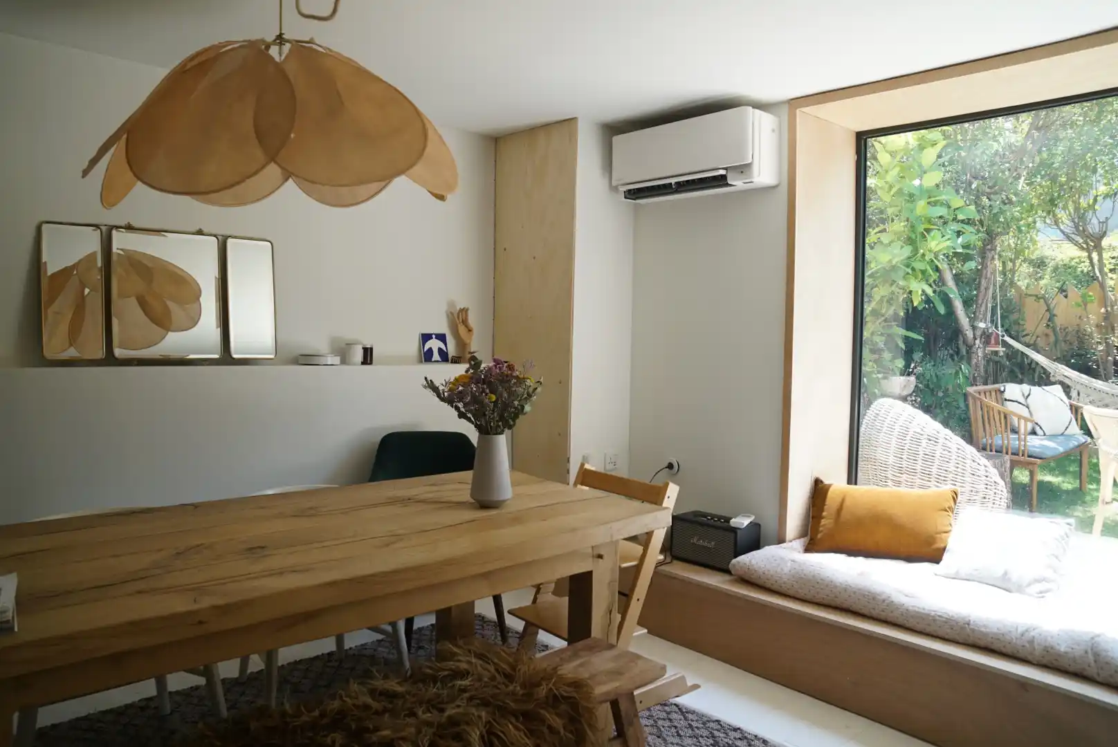 Photo d'intérieur avec un split réversible