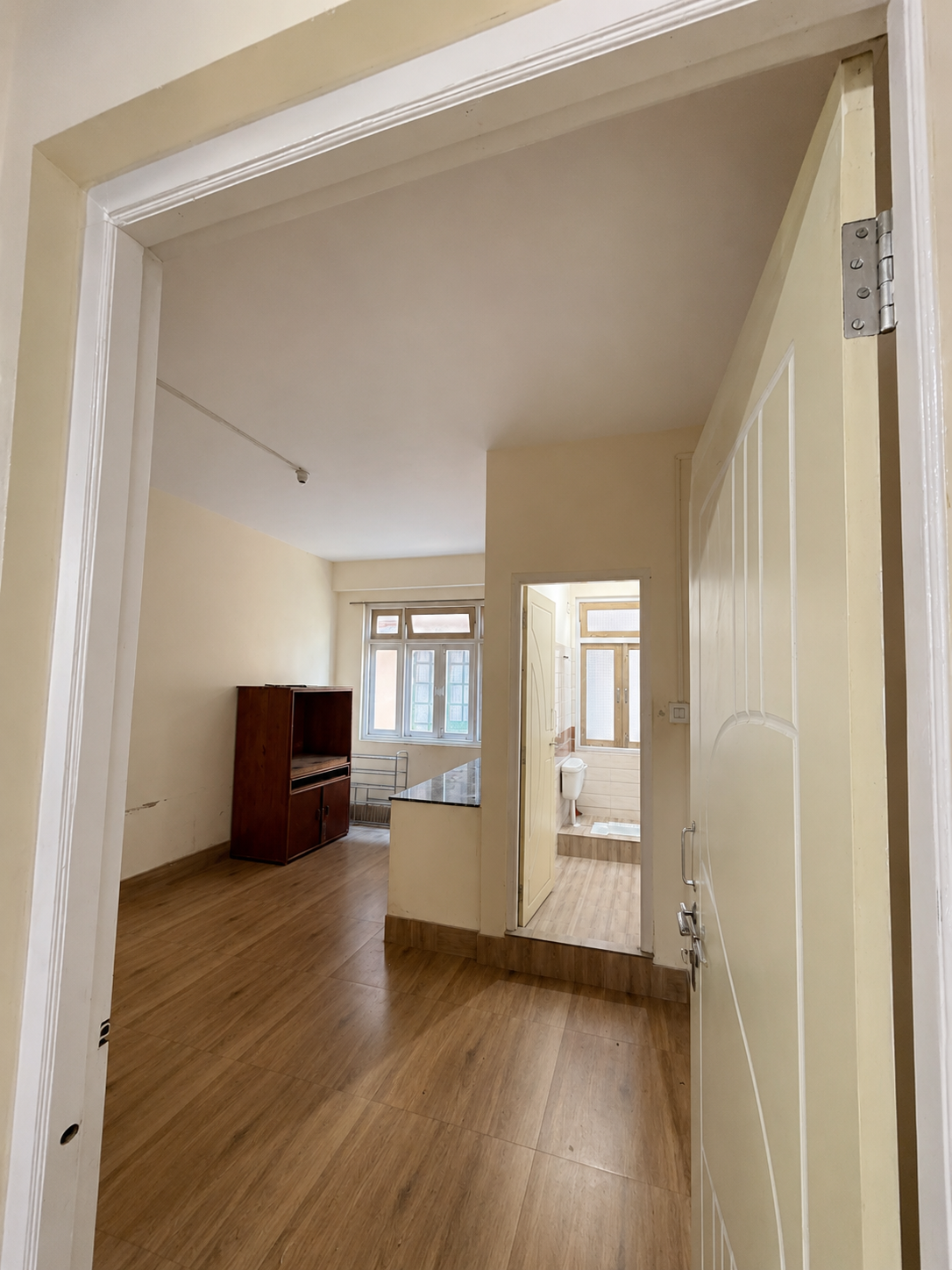 SL-008  Room