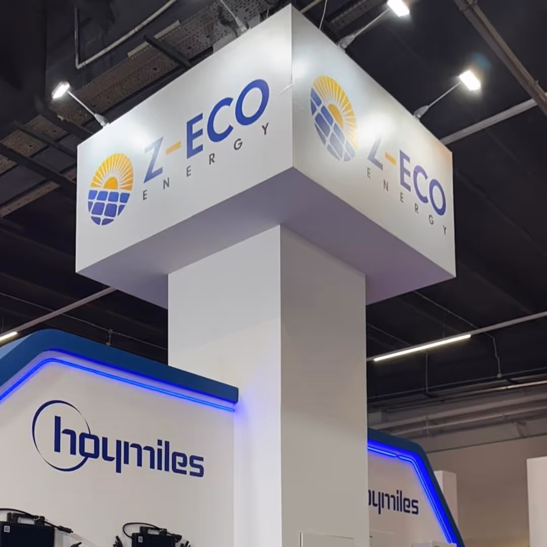 Zdjęcie przedstawia stanowisko Z-Ecoenergy na targach związanych z branżą OZE