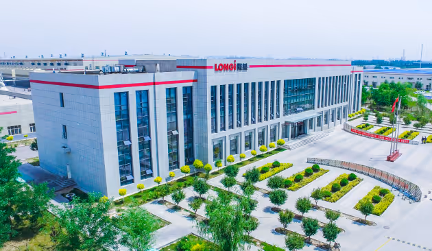 Siedziba główna / fabryka firmy LONGi (moduły fotowoltaiczne).