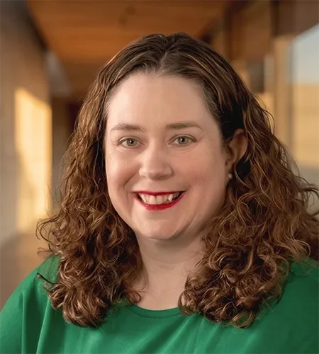 Headshot of Aimee D'Onofrio, COO of Axonis