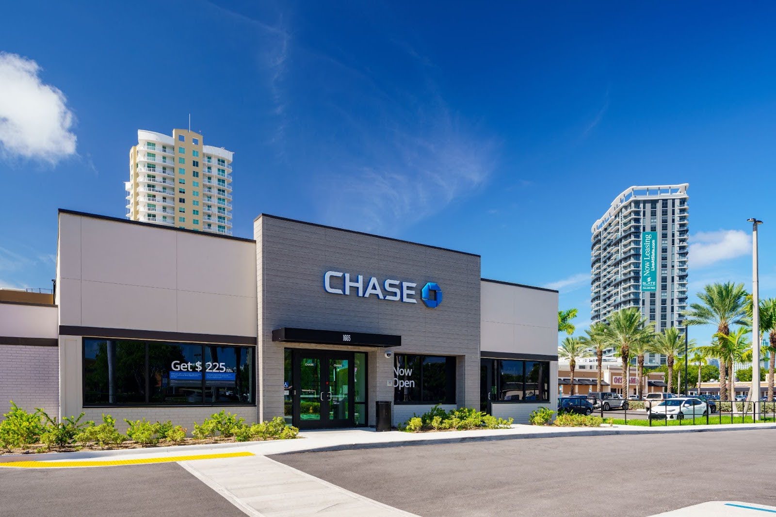 Chase Changes Cash-Back Deposits: What Travelers and Cardholders should know
