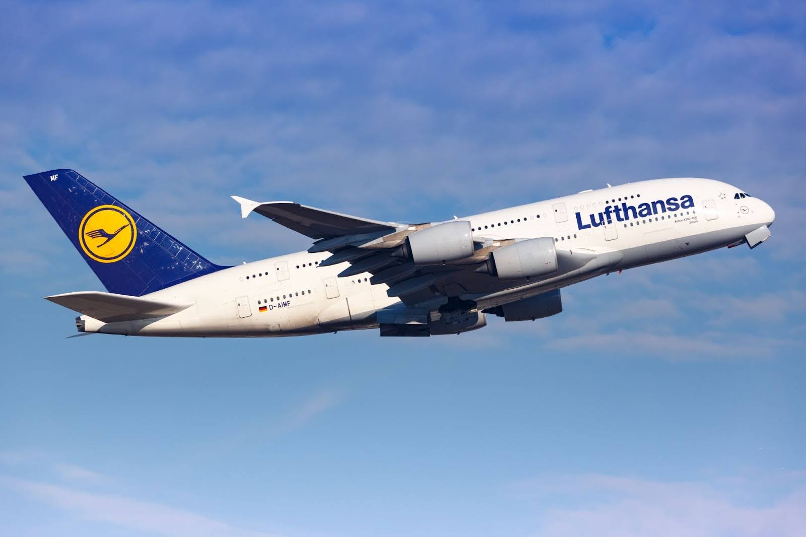 Lufthansa Celebrates 100 Years With Stunning Centennial Aircraft Design