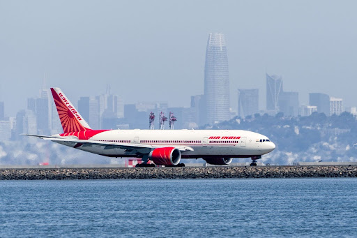 Mysterious Vibrations at 33,000 Feet Force an Air India Flight to Make an Unplanned Stop in Ireland