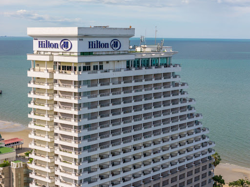 Newly Renovated Beachfront Hilton Opened in South Florida, and the Points Rate is Astoundingly Low