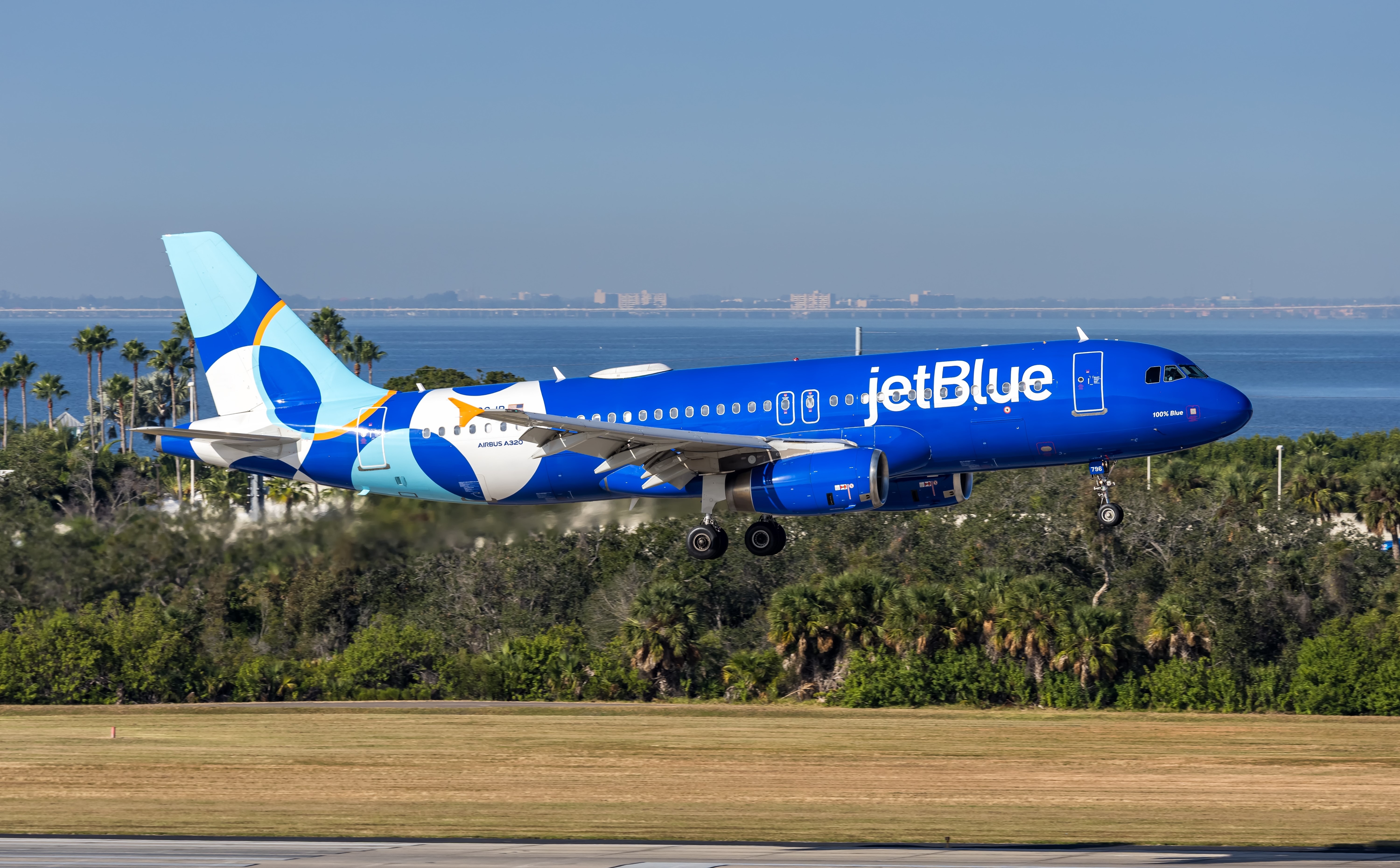 JetBlue Just Dropped a Six-Figure Welcome Offer And Secretly Made Its Best Card Even Better
