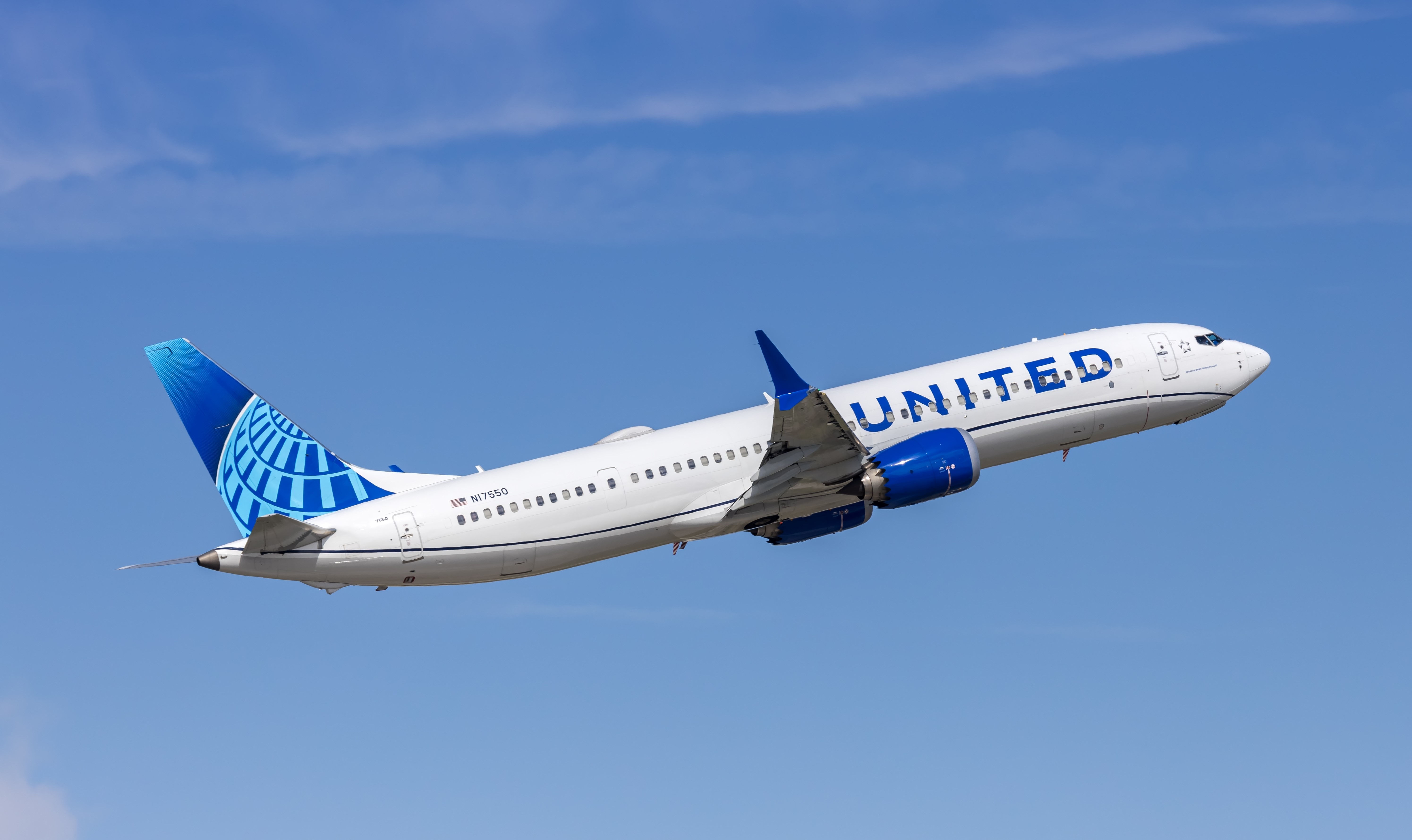 A United Airlines Customer Service Chat Went Viral And the whole thing is really, really confusing
