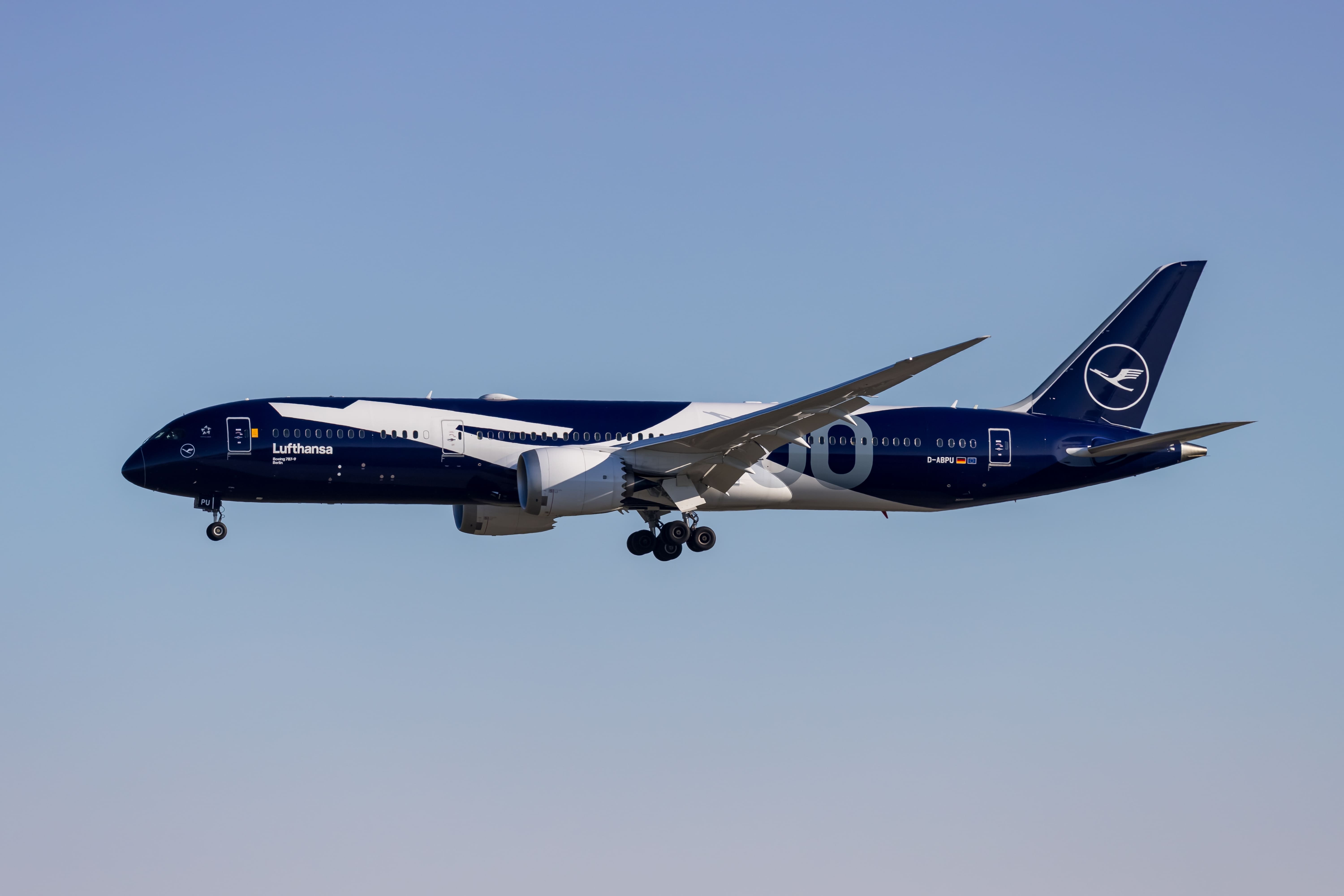 Lufthansa Group Is Finally Bringing Free Starlink Wi-Fi to Its Entire Fleet Here's What Flyers Need to Know