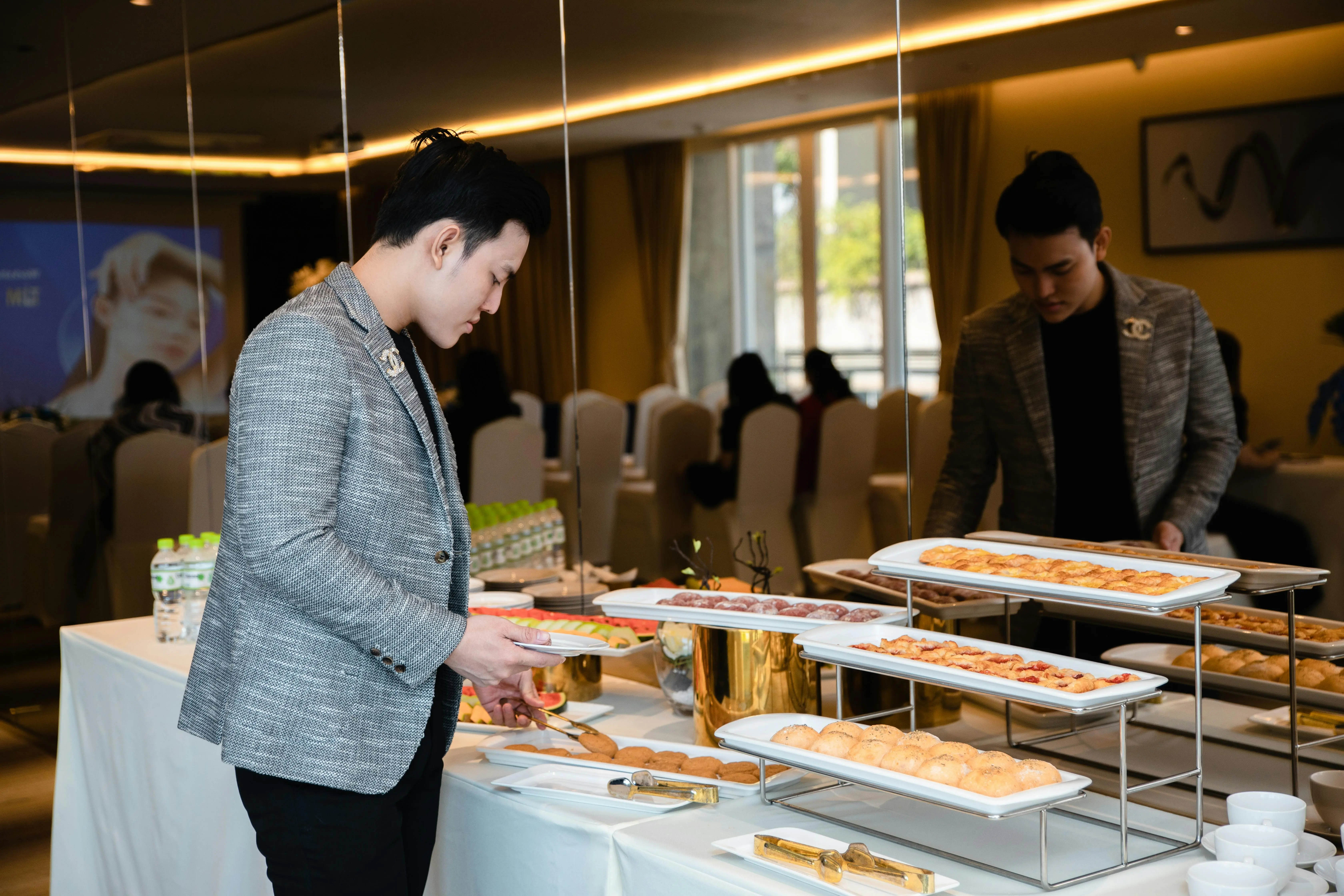 image of chef preparing dishes (for a chinese restaurant)