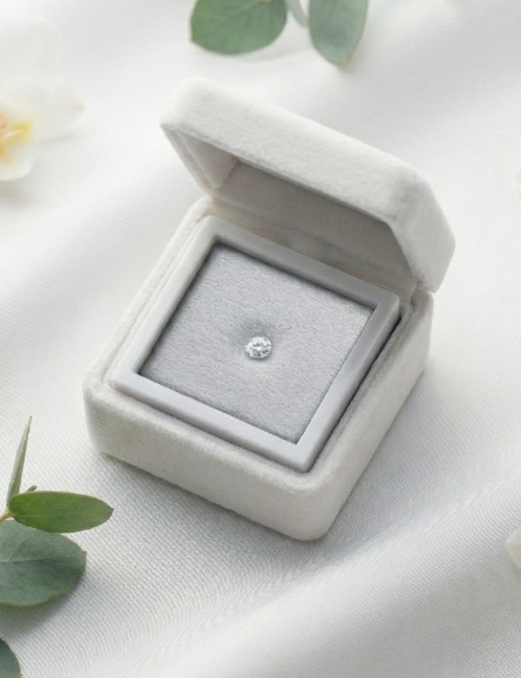 メモリアルダイヤモンドのルース（裸石）の写真