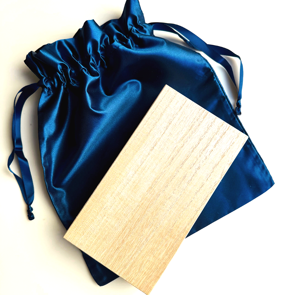 納品セット（ケース・付属品）のイメージ