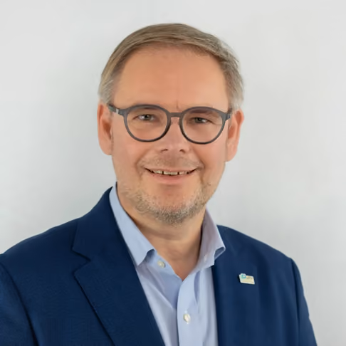 Frank Lange – Geschäftsführer Verband Fenster + Fassade