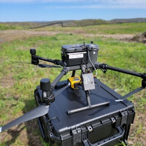 Swol sur table avec blackmajic camera