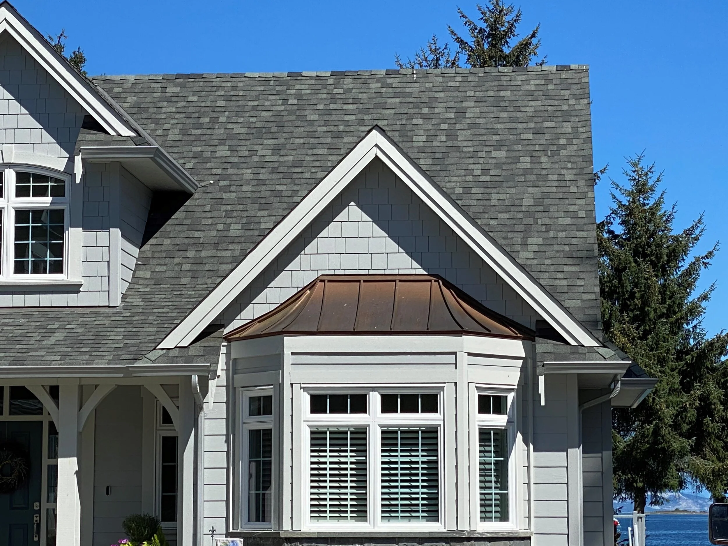 Standing-seam metal roof on the Kilmarnock residence, a Nelson Roofing project on Vancouver Island