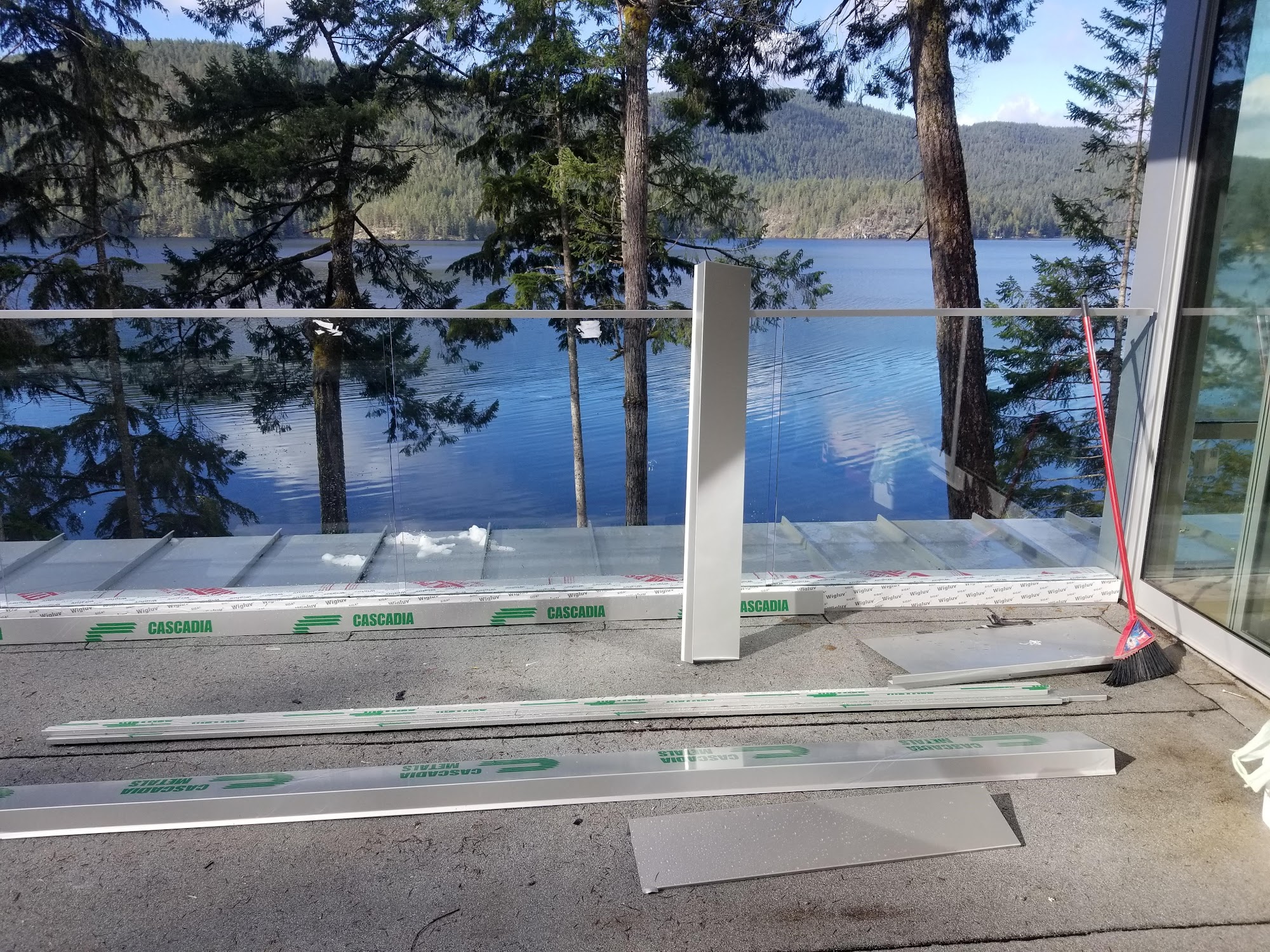 Sechelt Residence — roof installation in progress by Nelson Roofing (photo 1)