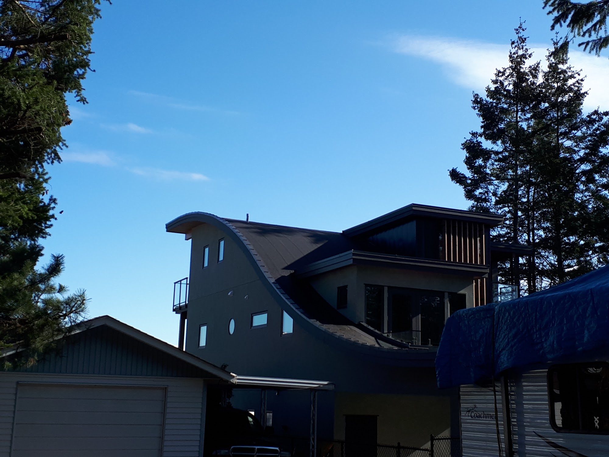 Astra Road Residence — completed roof by Nelson Roofing (photo 5)