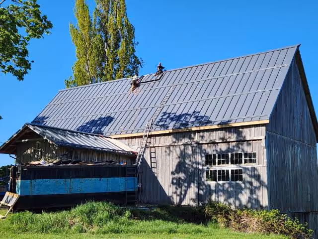 Jeffrey Rubinoff Sculpture Park — roof installation in progress by Nelson Roofing (photo 8)