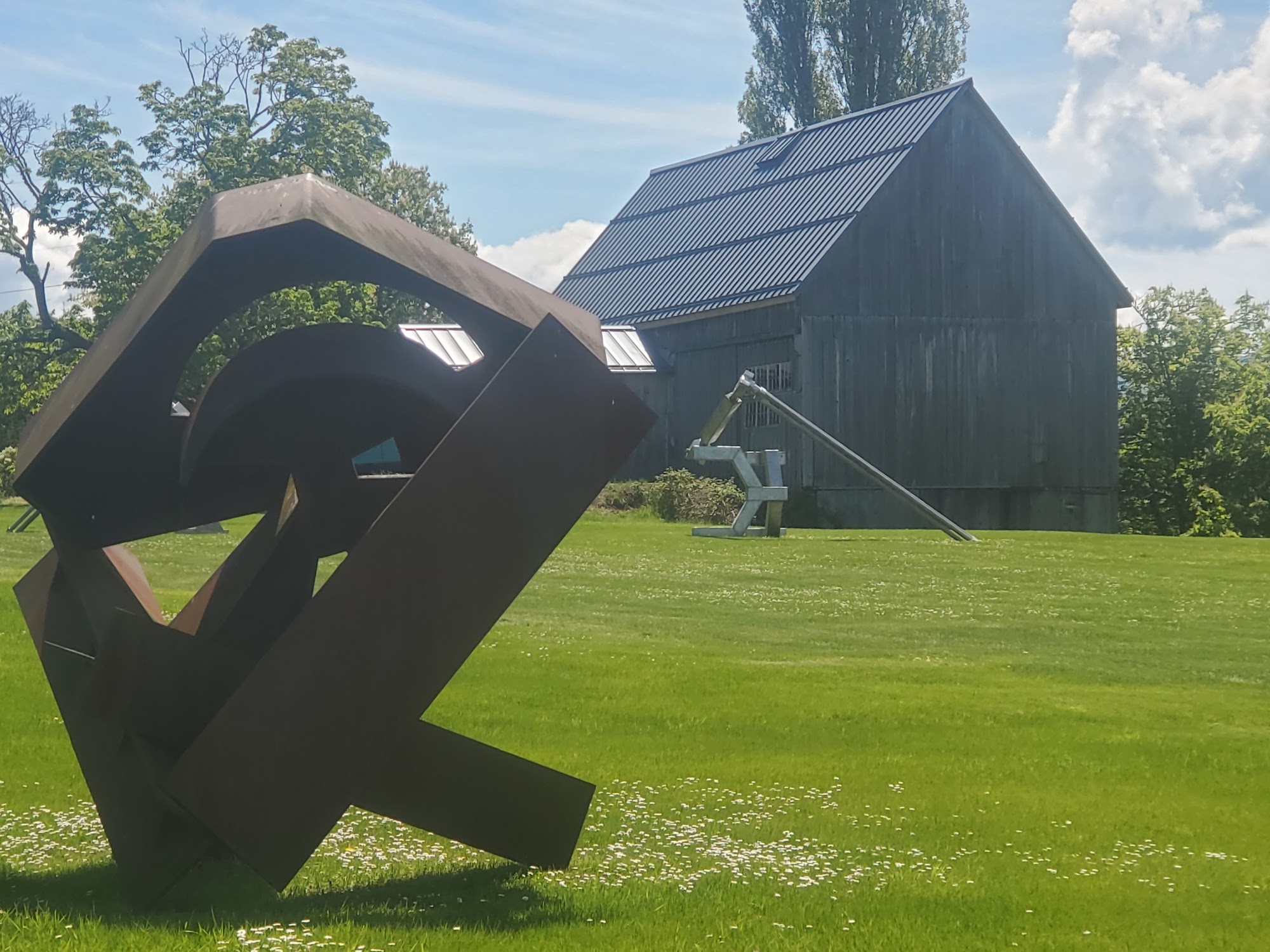 Jeffrey Rubinoff Sculpture Park — completed roof by Nelson Roofing (photo 6)