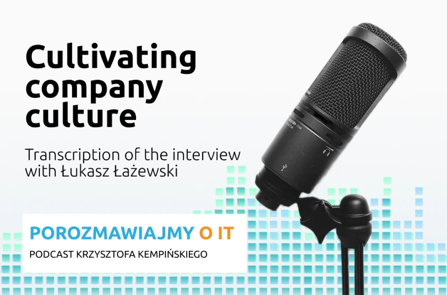 photo of a microphone and text describing the podcast episode