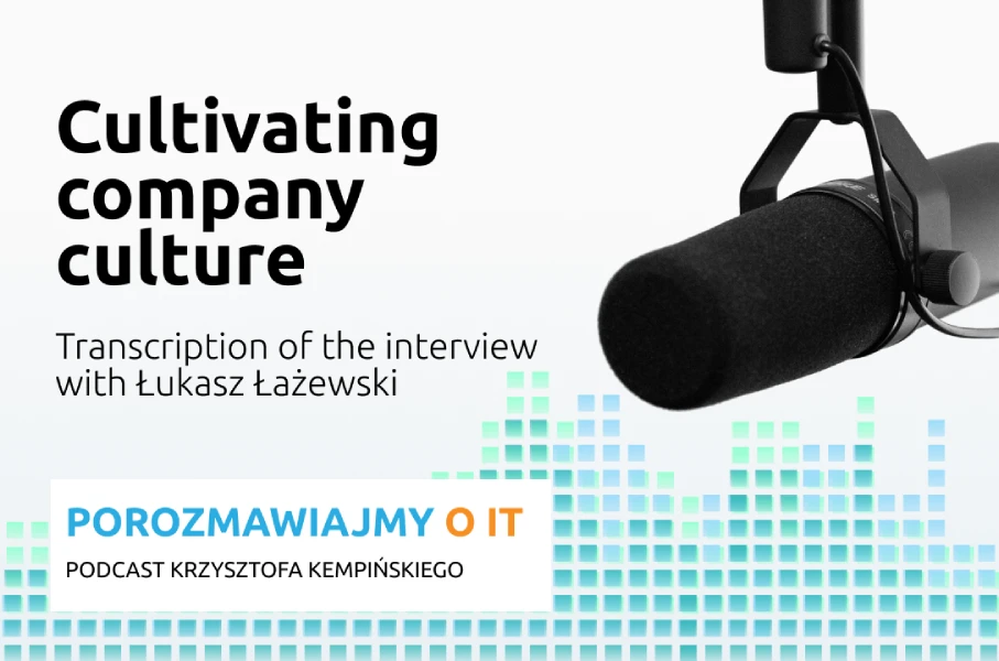 photo of a microphone and text describing the podcast episode