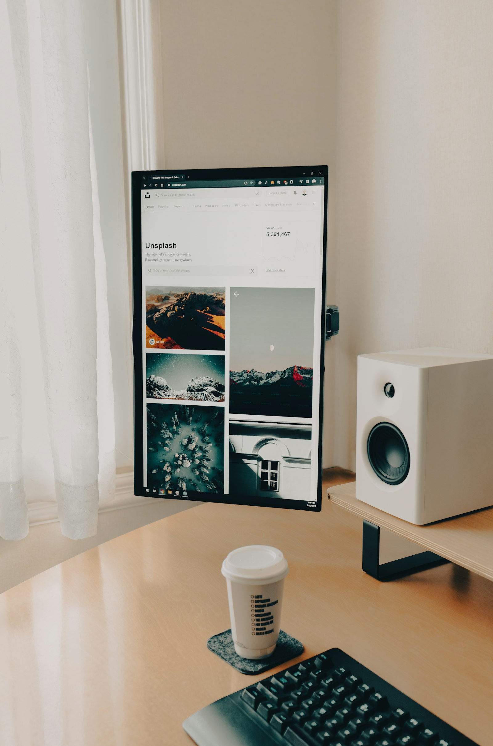 Desk Workers and Office Staff: Dental Health at Your Desk