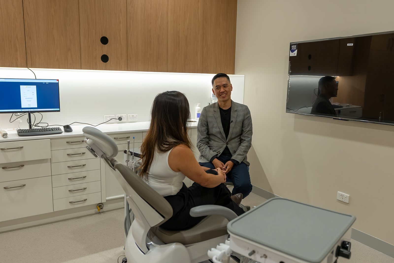 Consultation with a dentist at Lumi Dental in Melrose Park about replacing a missing tooth