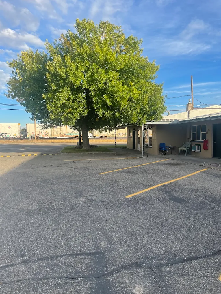 motels in idaho falls