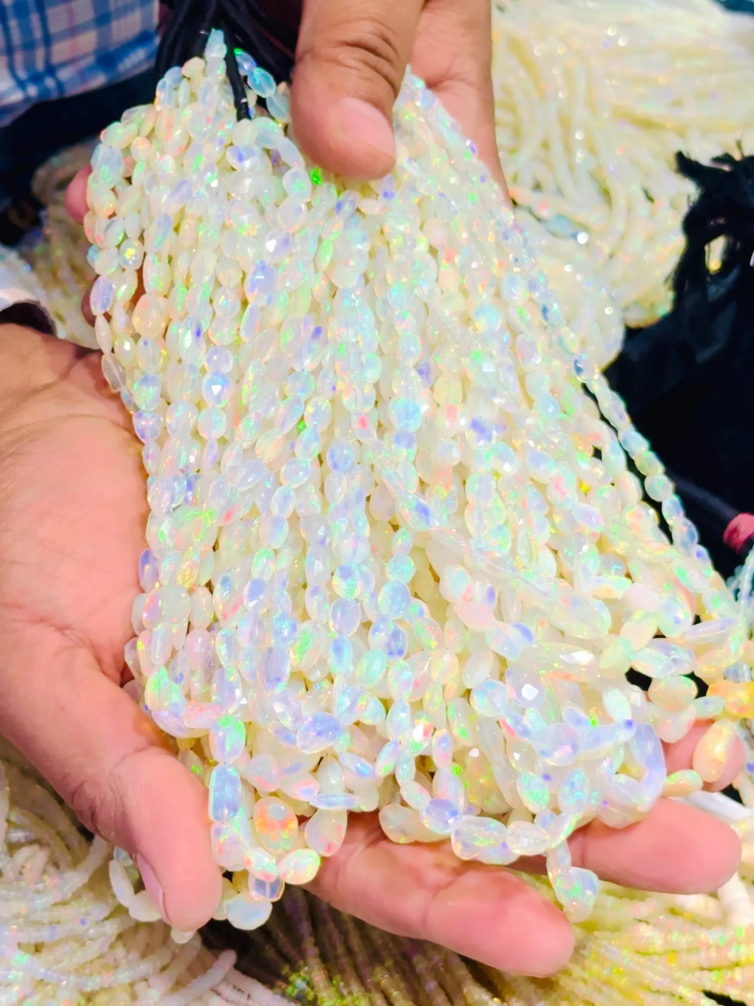 Gem Faire gem and jewelry show gallery photo